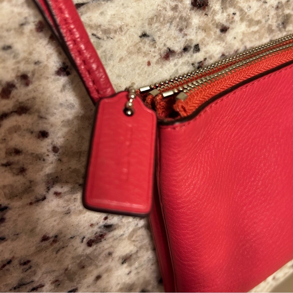 Coach pink Leather Wristlet - Picture 3 of 8
